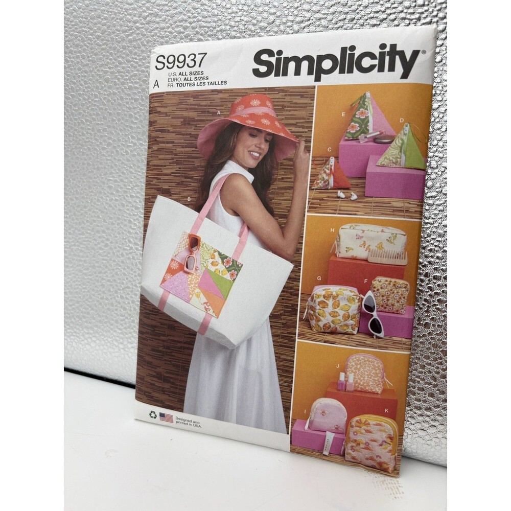 Simplicity S9937 Sewing Pattern Sun Hat Tote Bag Zipper Cases All Sizes